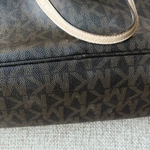 Michael Kors Dark Brown and Beige Tote - Picture 3 of 16